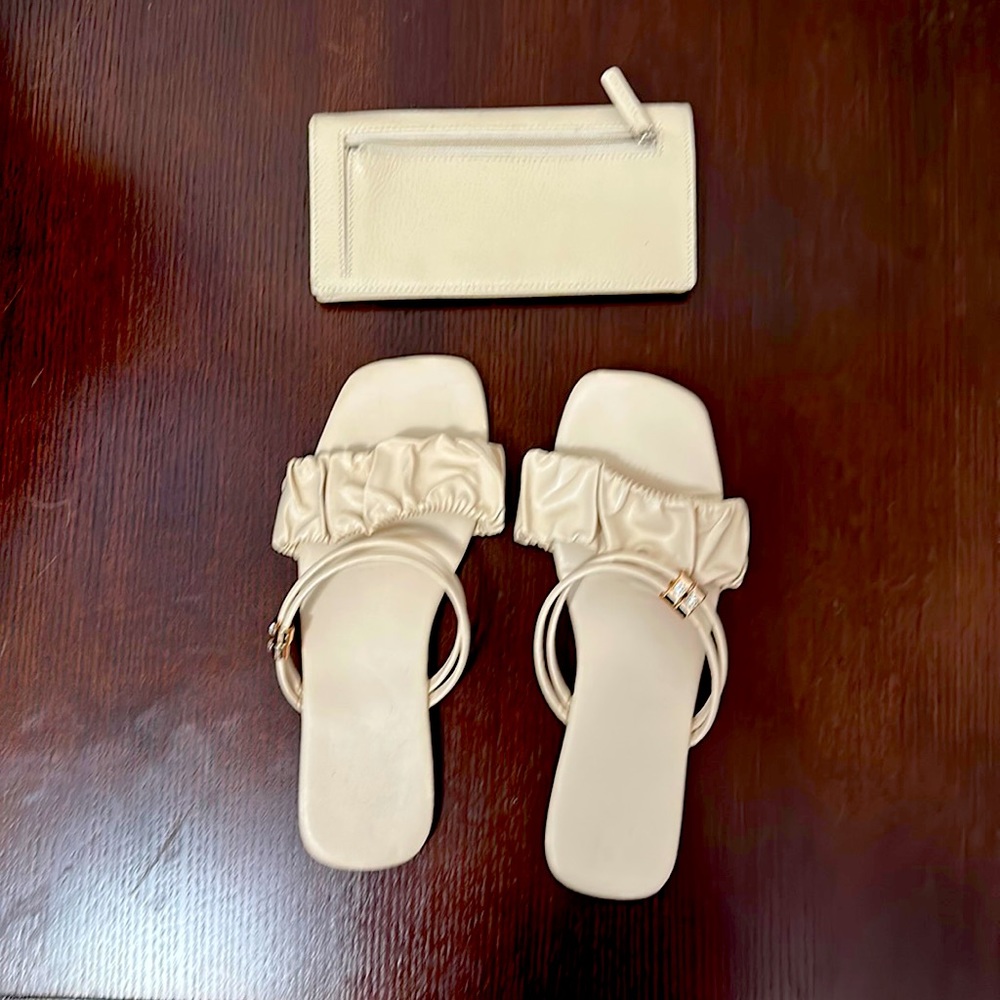 Cute shoes & matching wallet!